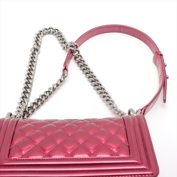 Chanel Small Patent Boy Bag - Picture 6 of 9